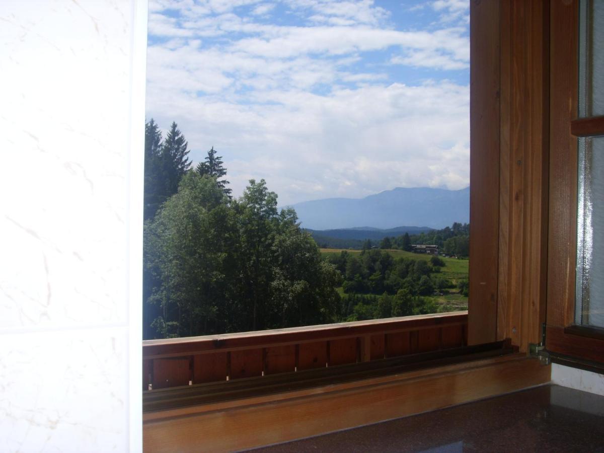 Albergo Garni' Laura Baselga di Pine Exterior photo